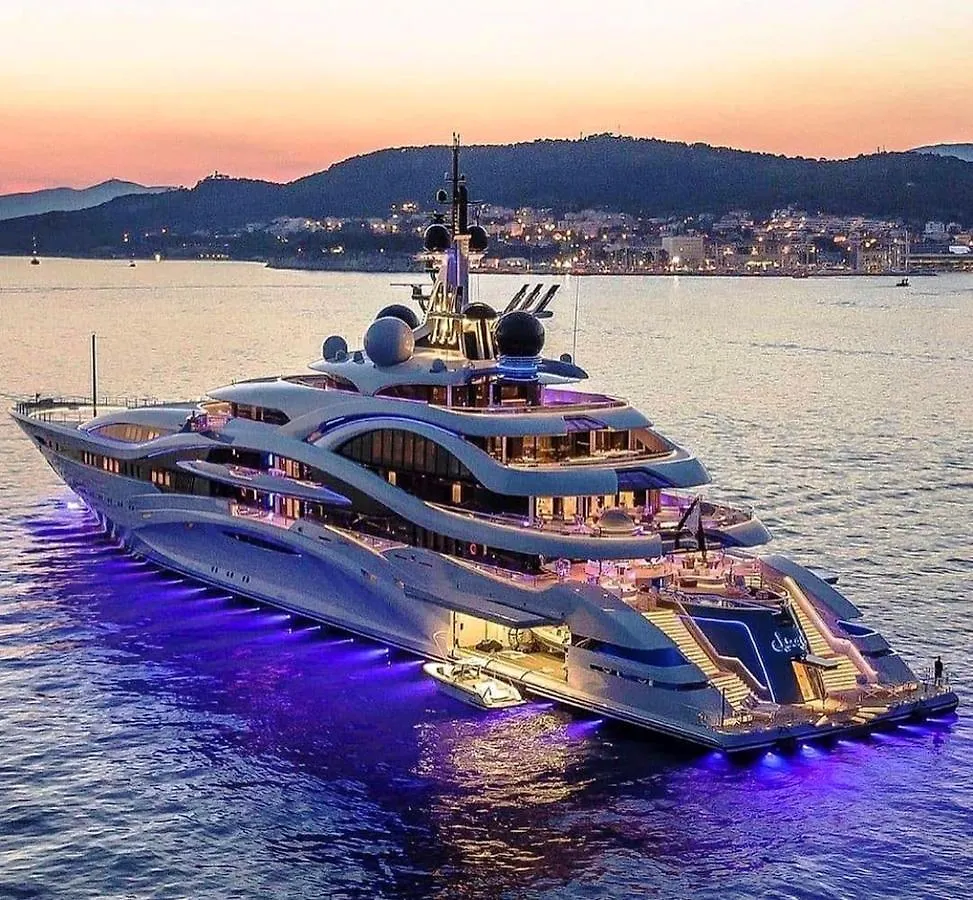 Royal King And Queen Apartment For Luxury Life Sarande